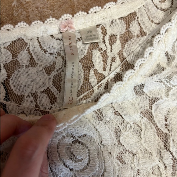 Lauren Conrad Lace Shirt - Picture 3 of 3